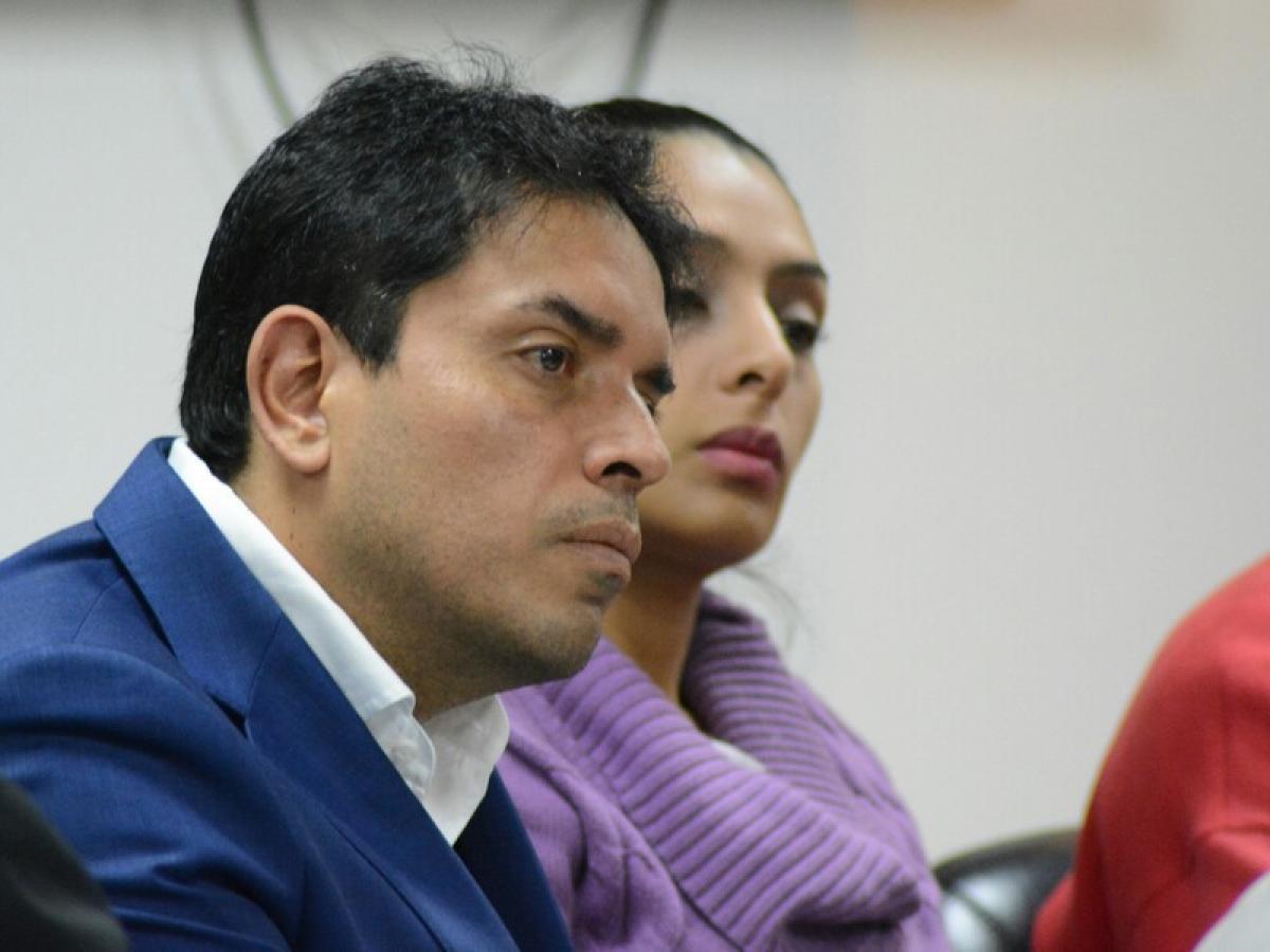 Julián Bermeo, condenado por demorar la extradición de Santrich Julián Bermeo, condenado por demorar la extradición de Santrich