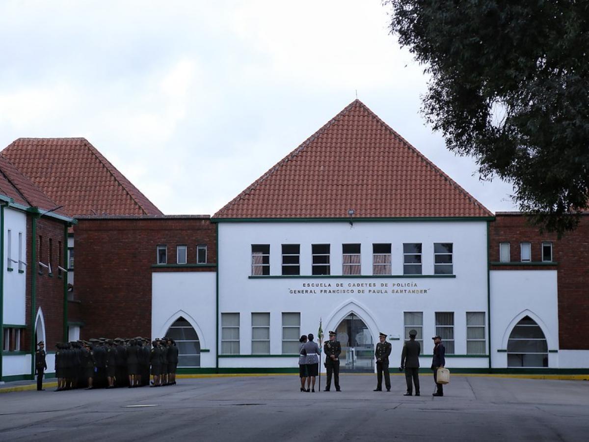 Ley 2483 reconoce ascenso póstumo a cadetes víctimas del atentado en la Escuela General Santander