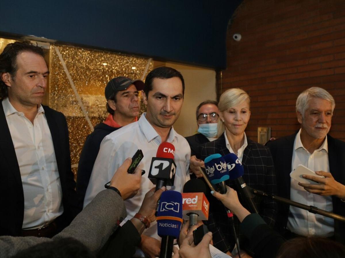 Precandidatos Equipo por Colombia 