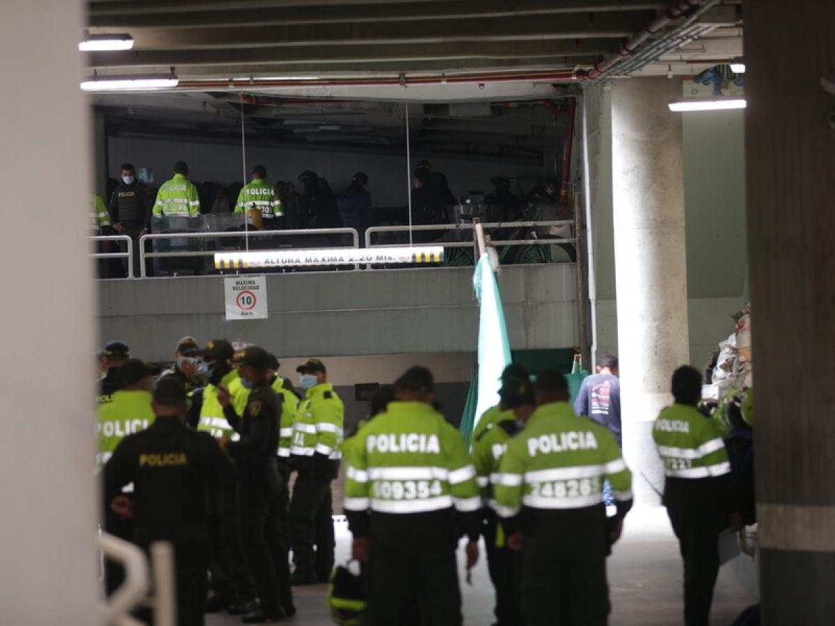 Motín en estación de Policía de Bogotá