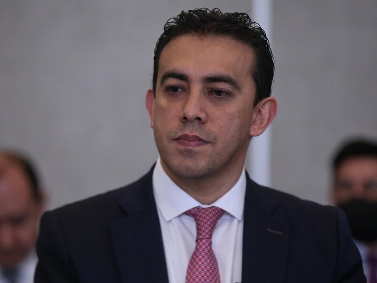 Registrador Alexander Vega