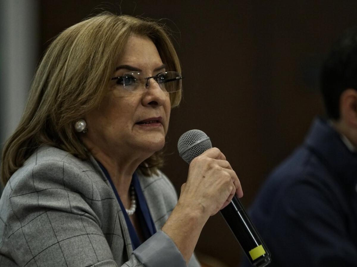 Retrasos en obras en regiones | Procuraduría advierte sobre rezago 