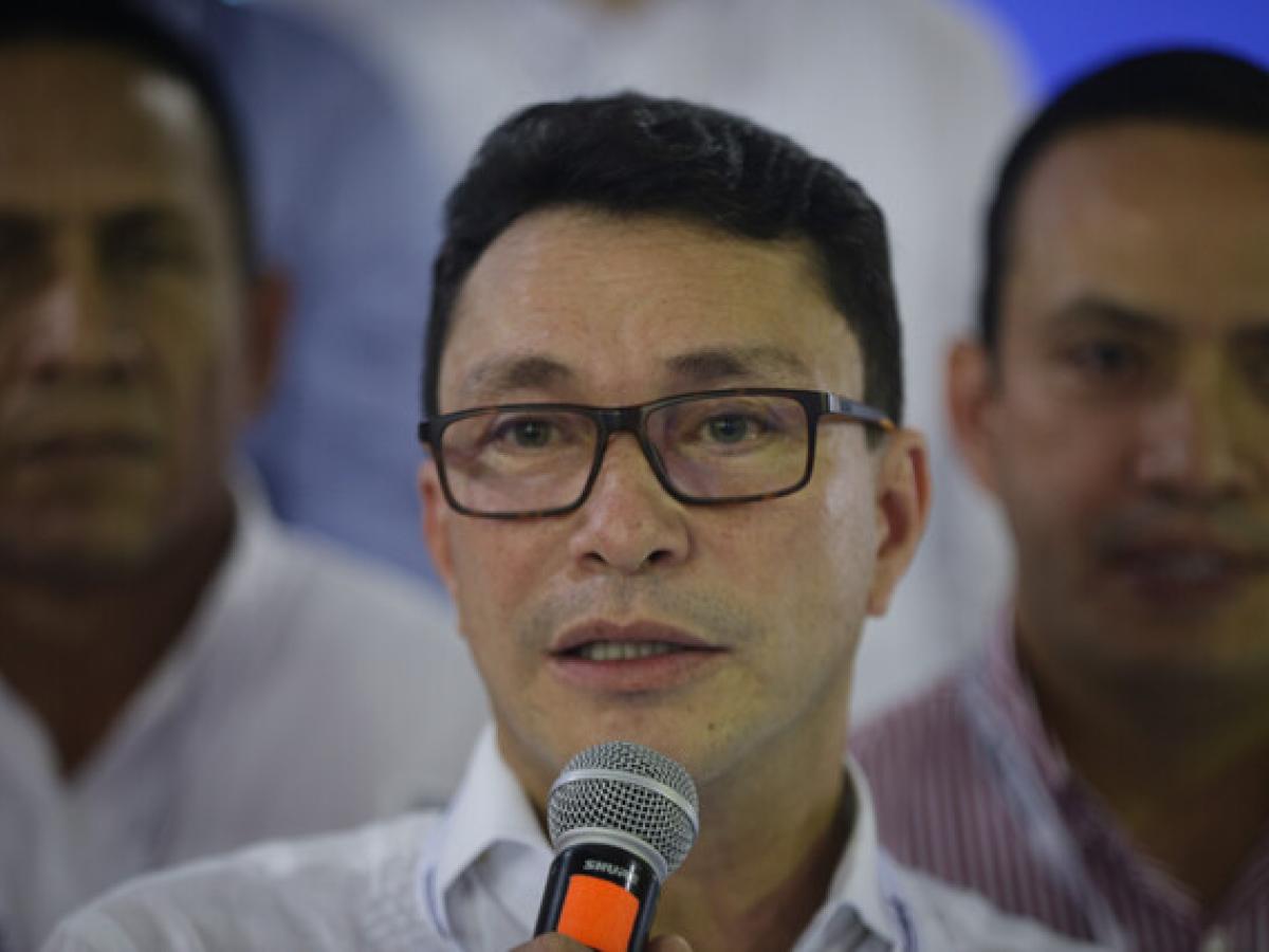 Petro aceptó renuncia de Carlos Caicedo: ya hay nueva gobernadora (e) de Magdalena 