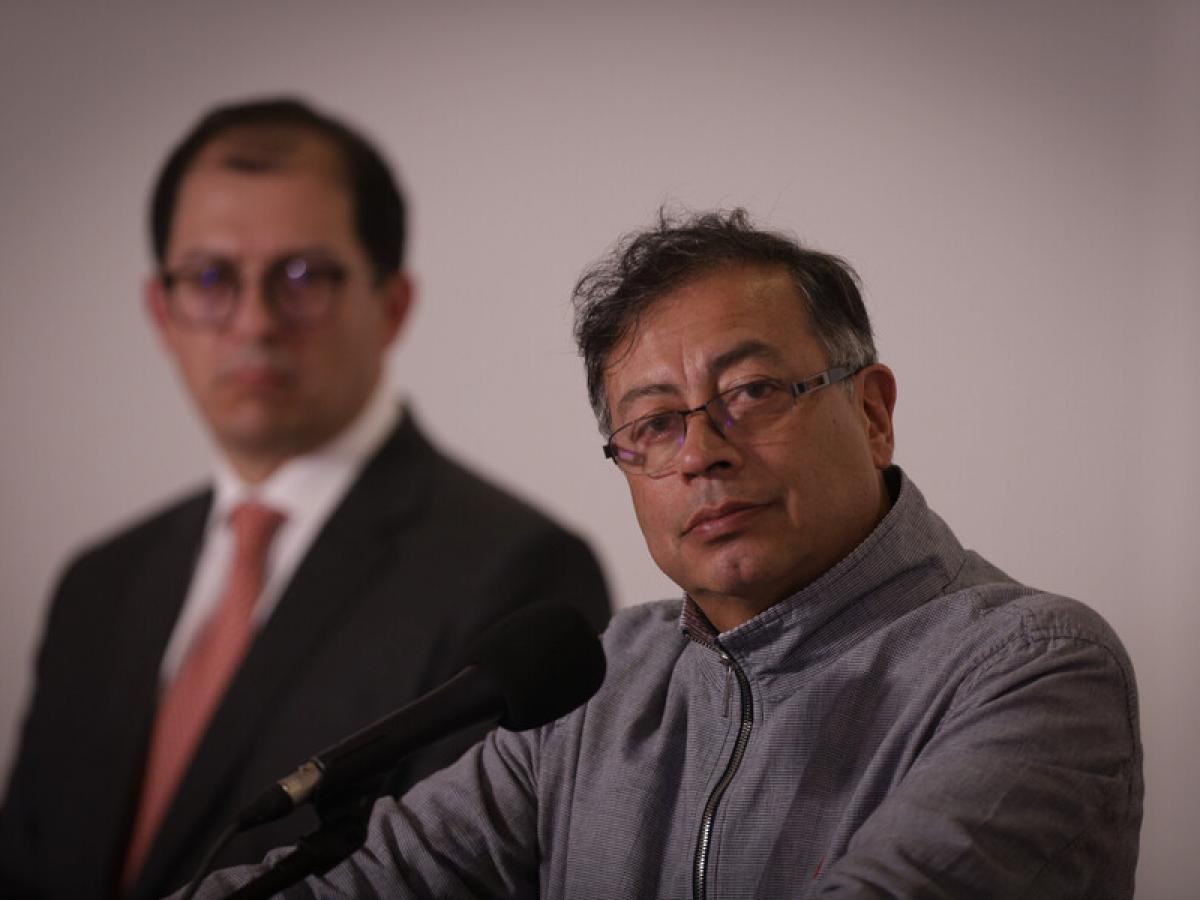Reunión Petro y fiscal Barbosa fue aplazada