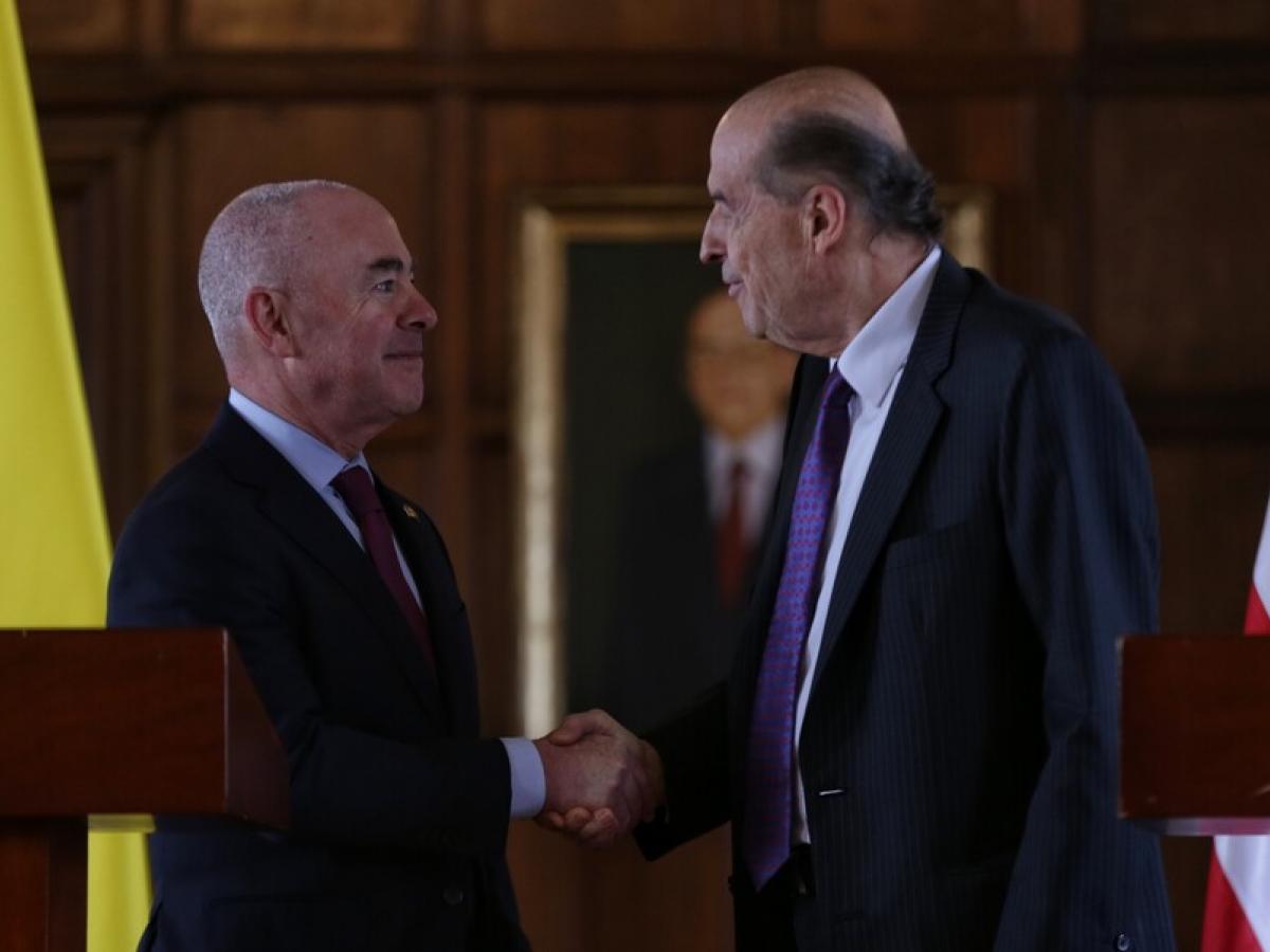 Colombia convocará un encuentro sobre migración