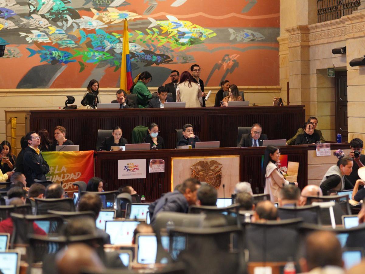 Gobierno convocará sesiones extras en el Congreso el 6 de febrero