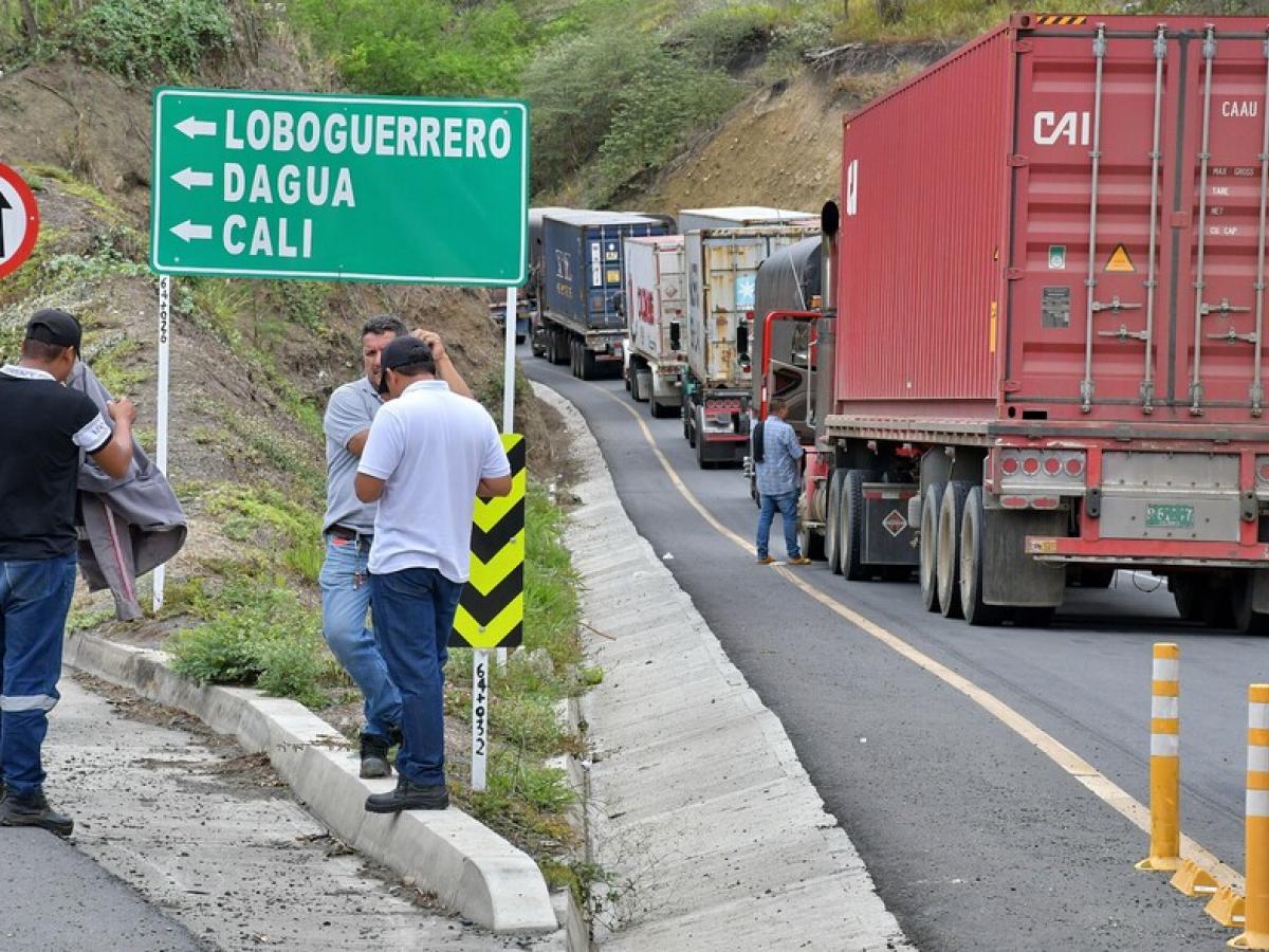 Levantan temporalmente el bloqueo de la vía Buga - Buenaventura