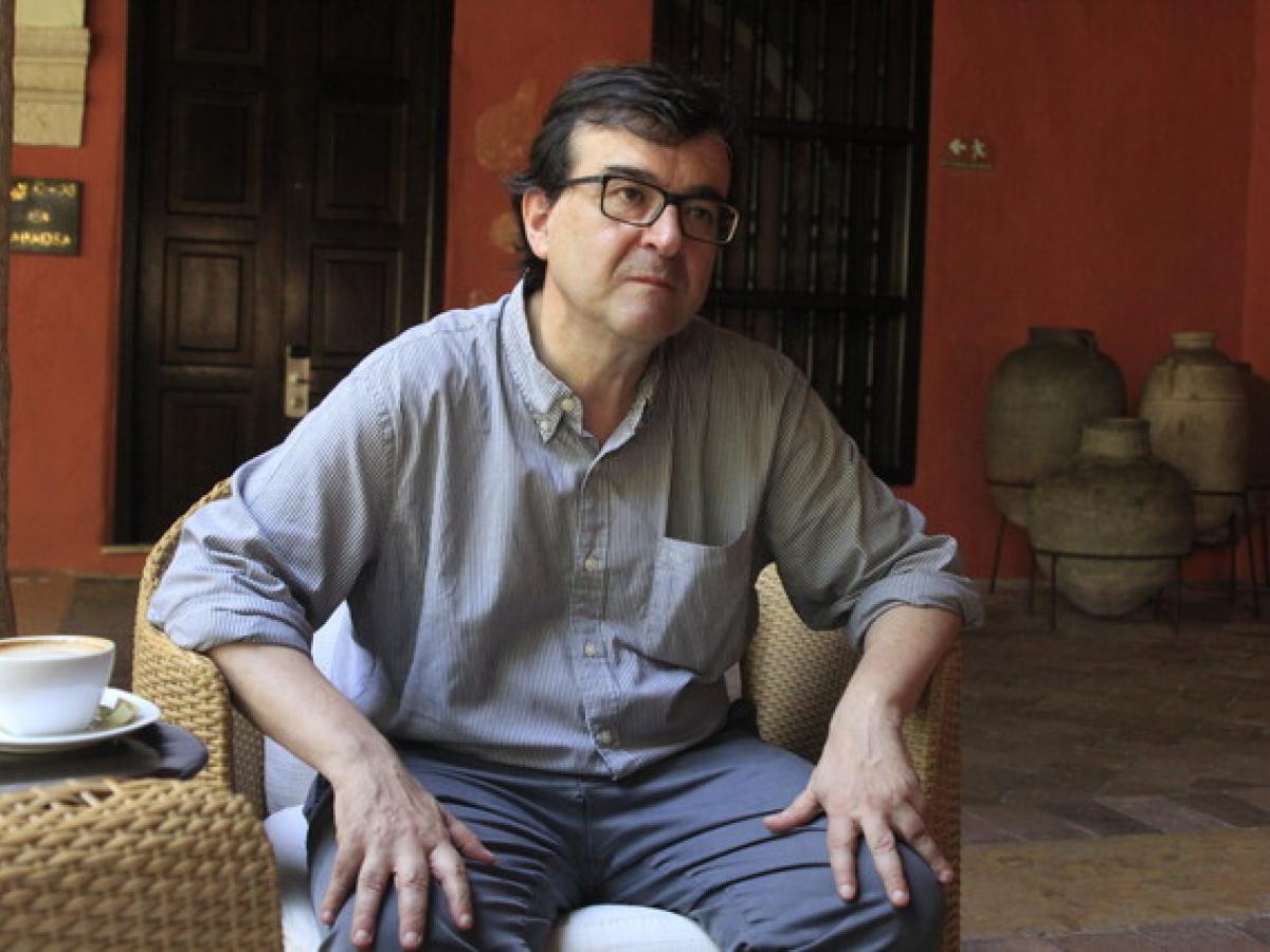 “Las novelas no sirven para  nada, salvo para salvar vidas”:  Javier Cercas