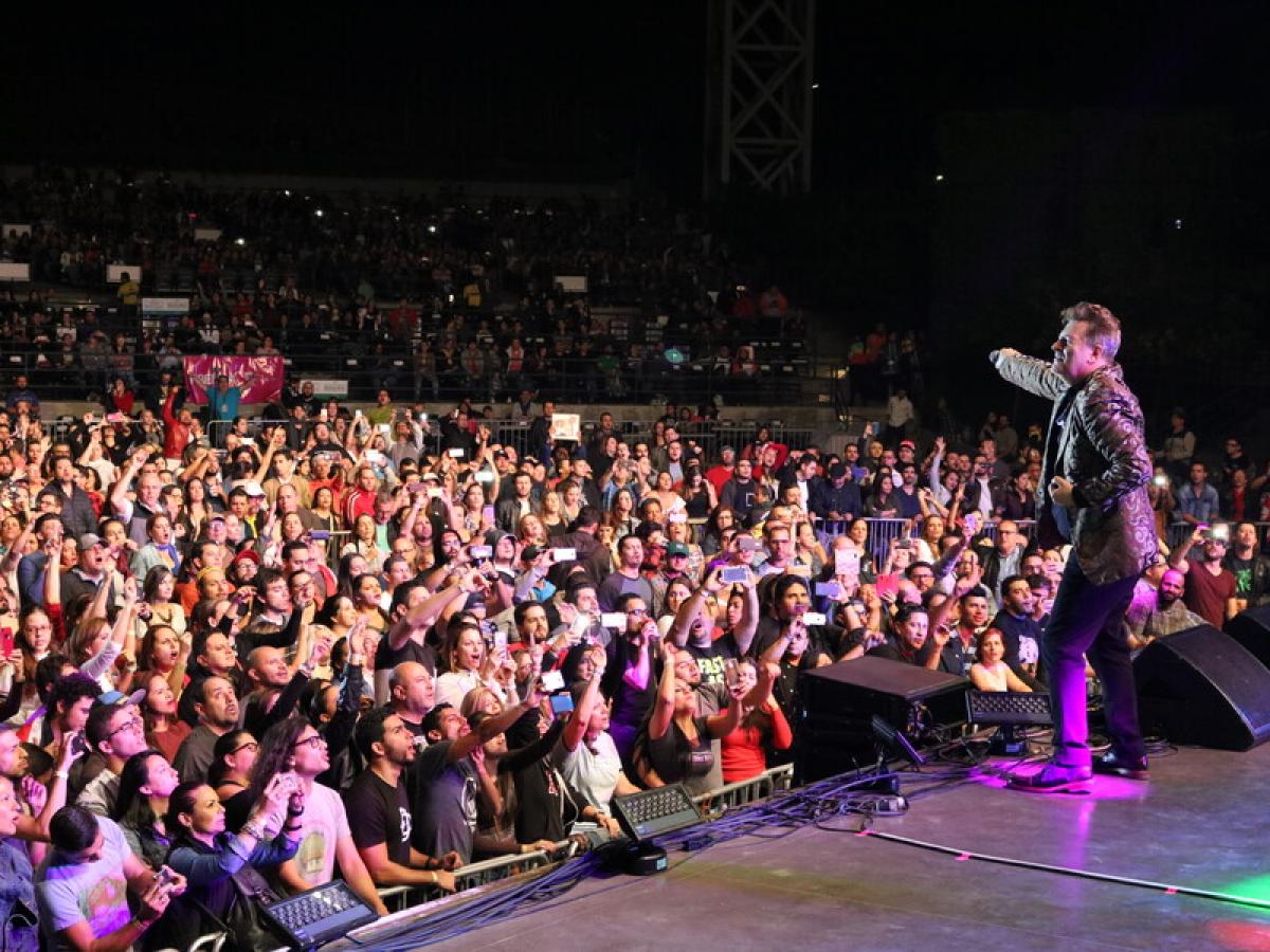 Miguel Mateos, Vilma Palma e Vampiros y Compañía Ilimitada | Concierto en Bogotá