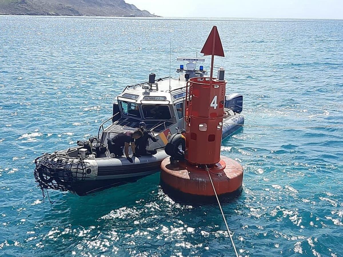 Bandera roja para actividades marítimas en el Caribe por onda tropical 