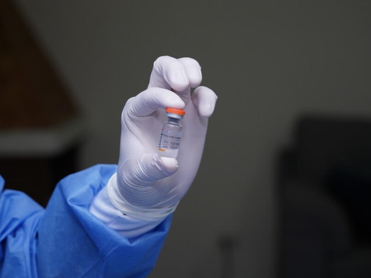 Colombia busca dosis de Moderna contra nuevas variantes del Covid