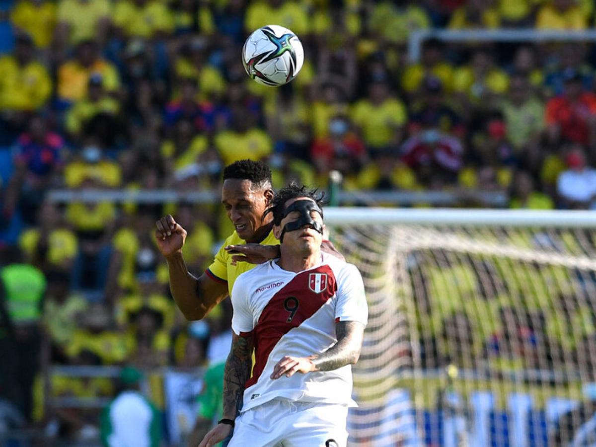 Yerry Mina, defensa colombiano