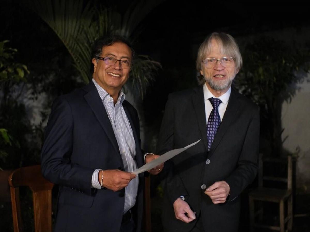 Elecciones presidenciales: Antanas Mockus anunció su apoyo a Gustavo Petro