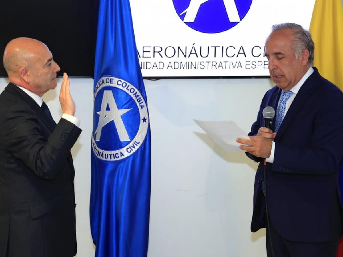 Sergio París Mendoza es el nuevo director de la Aerocivil