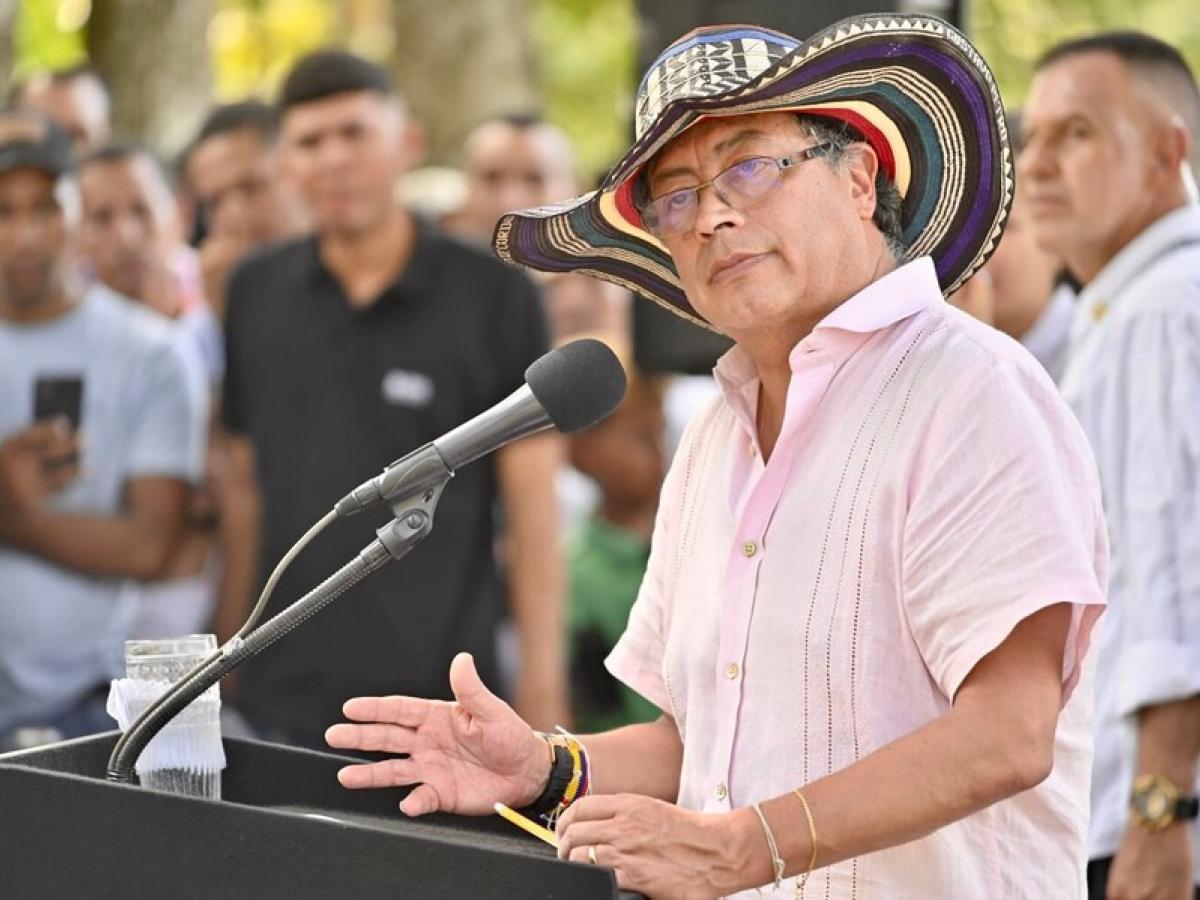 Rosas, Cauca: presidente Petro llegó a la zona afectada por el derrumbe
