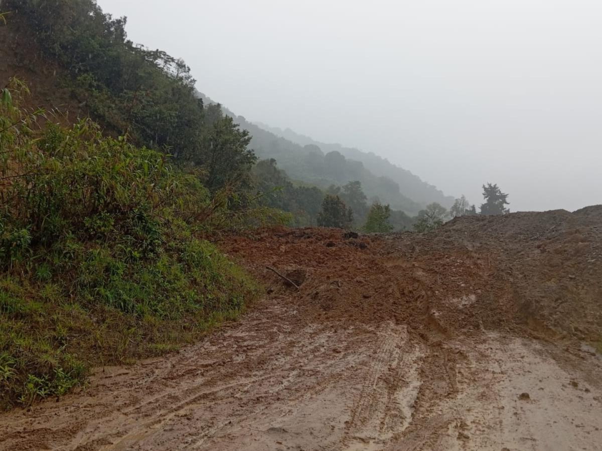 San Vicente del Caguan sufre de deslizamientos y comunidades están incomunicadas