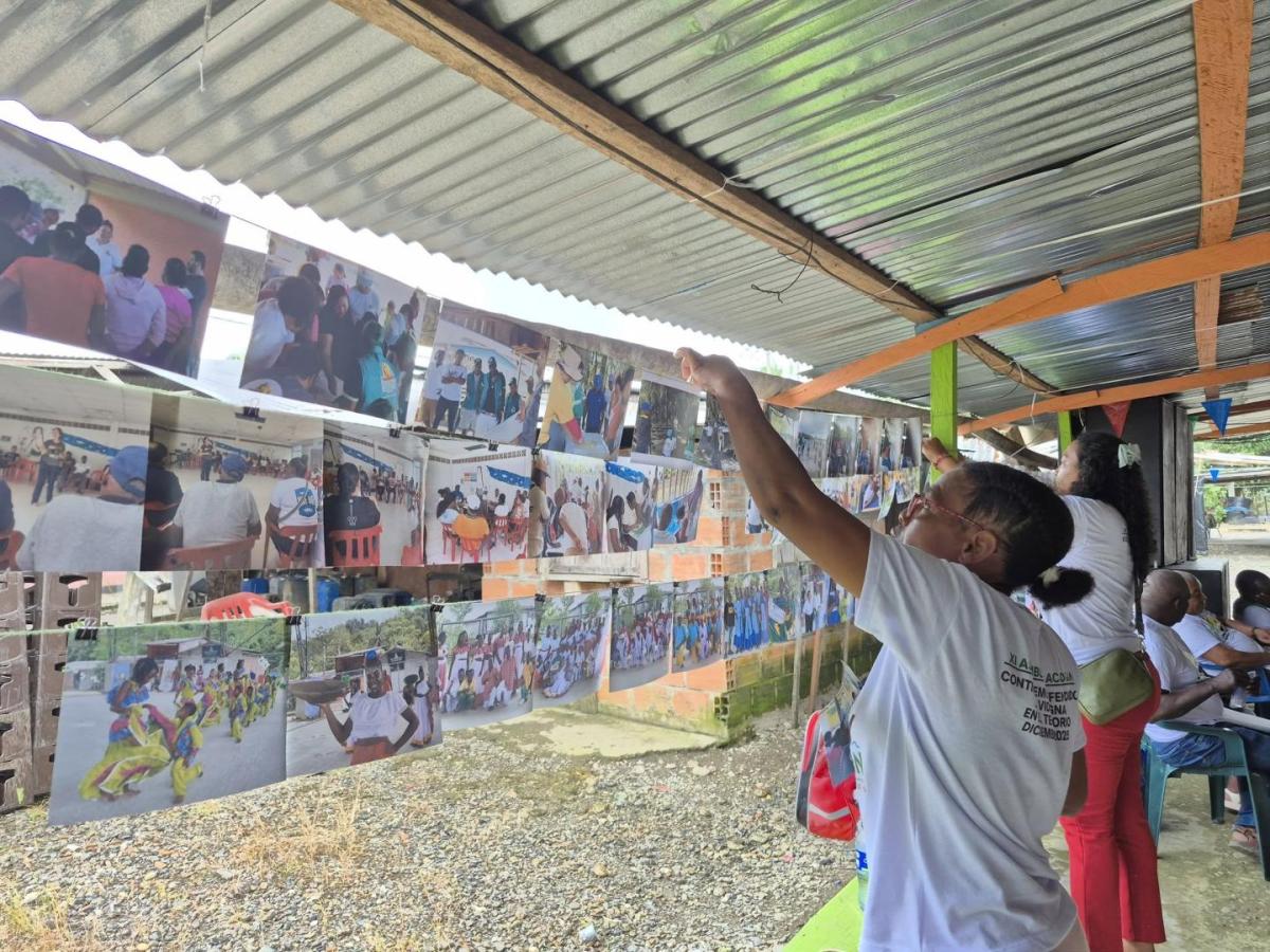 Caminos de identidad: Educación propia y memoria en el río San Juan, Chocó