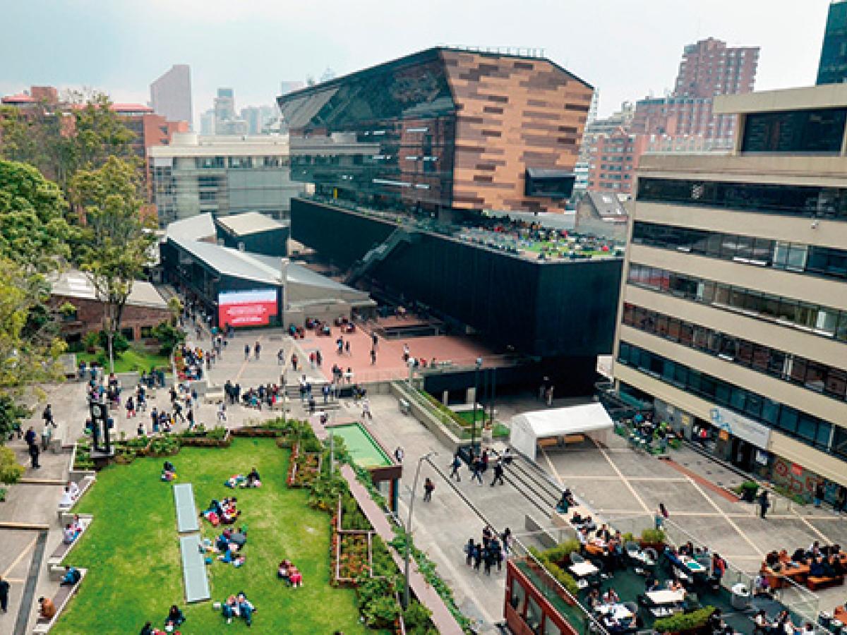 Suicidio médica residente Bogotá: presidente Petro qué dijo  