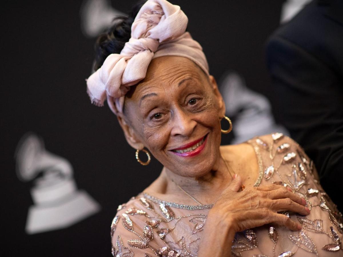 Omara Portuondo se retira de la música
