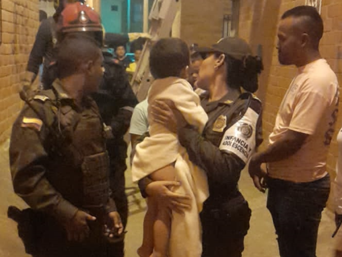 Rescatan a menor abandonado en una casa en Cali