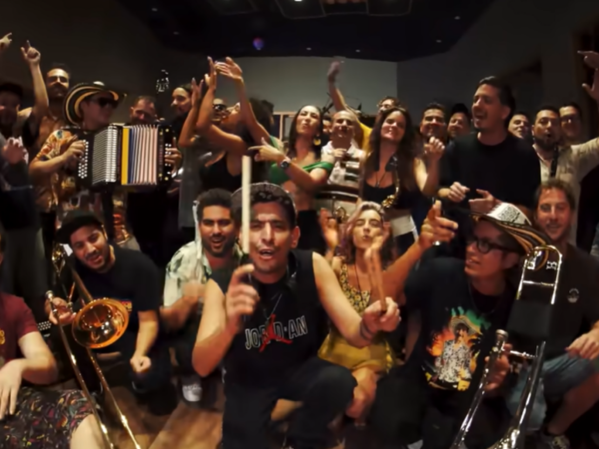 Miércoles de descarga: 'Baila Kolombia', Los Cumbia Stars