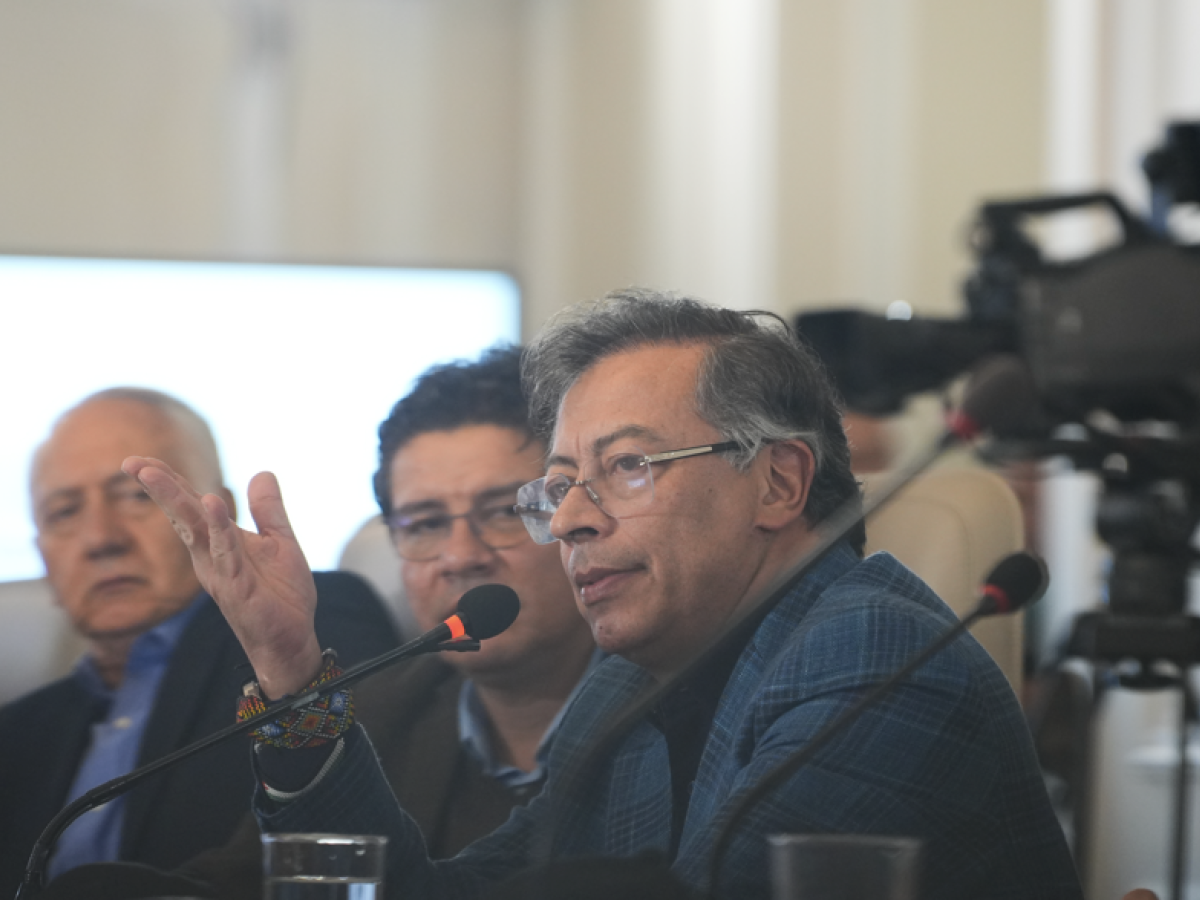  Petro pide a la DNI revelar informe sobre nuevo cartel en Bogotá y Cundinamarca