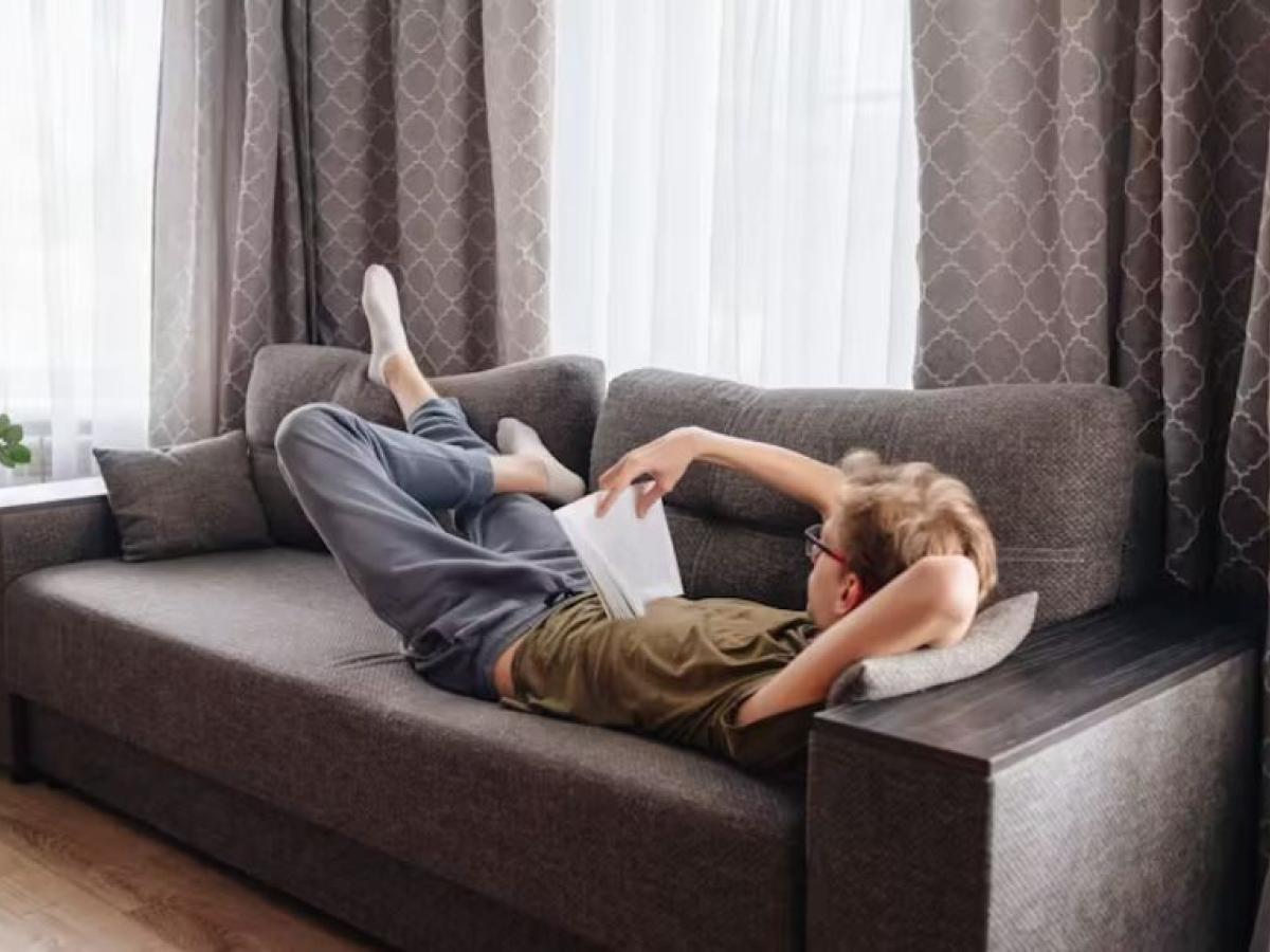 Demasiado TikTok es malo para el cerebro: los beneficios de cambiarlo por un libro