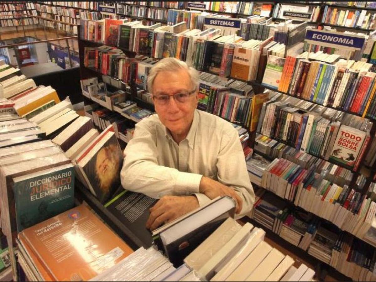 Murió Felipe Ossa, exdirector Librería Nacional 