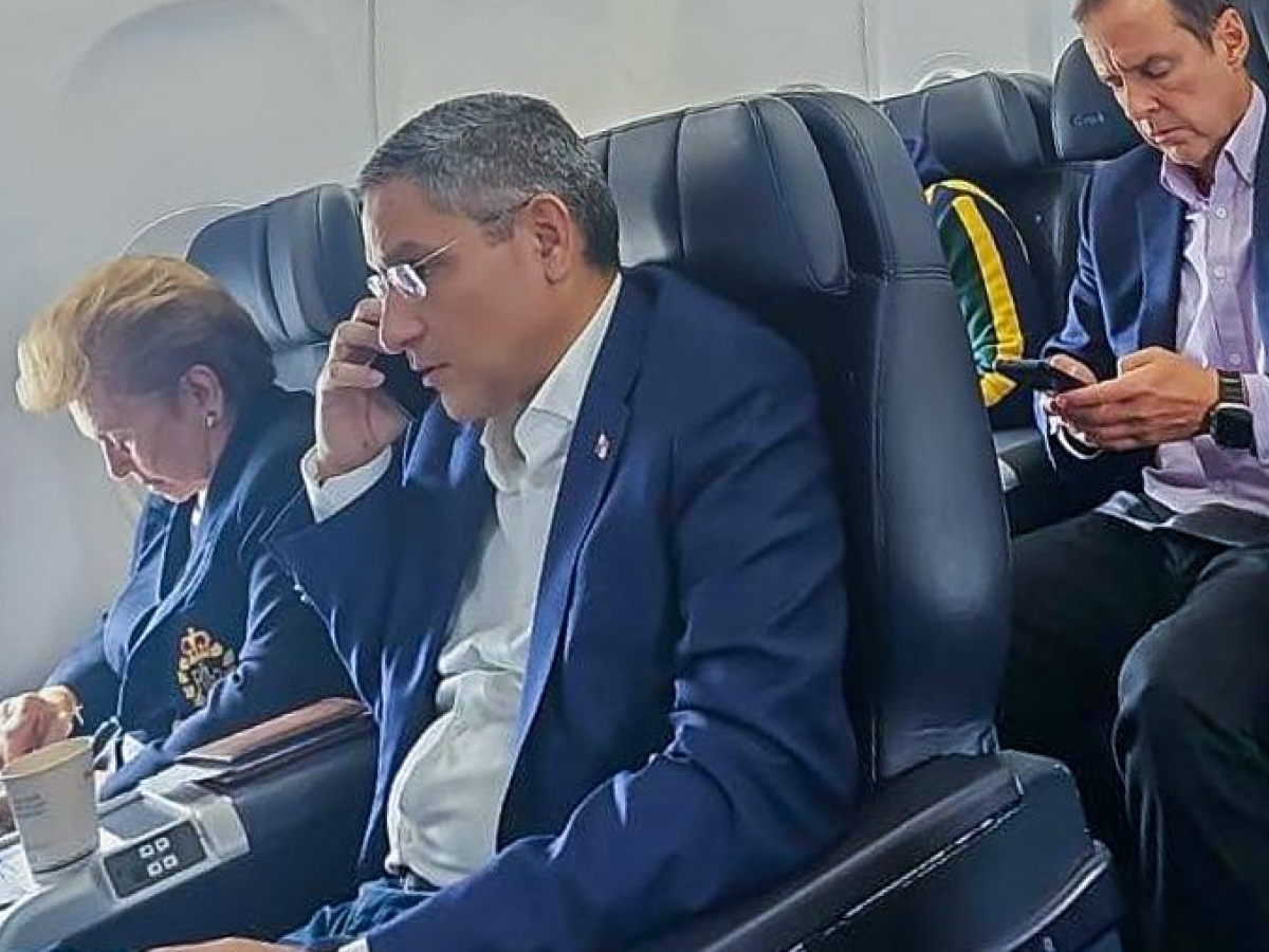 Vuelo de expresidentes bloqueado por Venezuela 