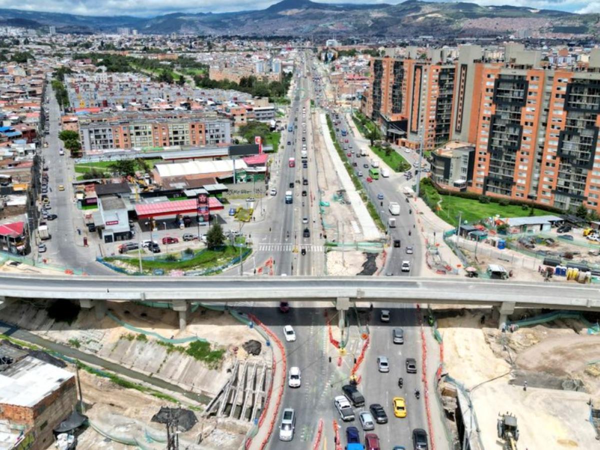 TransMilenio avenida 68 tiene graves atrasos, asegura alcalde de Bogotá 