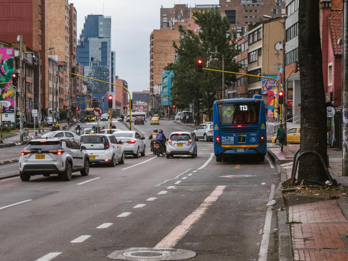  Carrera Séptima: multas por invadir carril preferencial