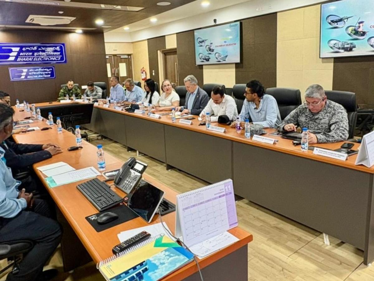 Colombia fortalece cooperación en defensa con India