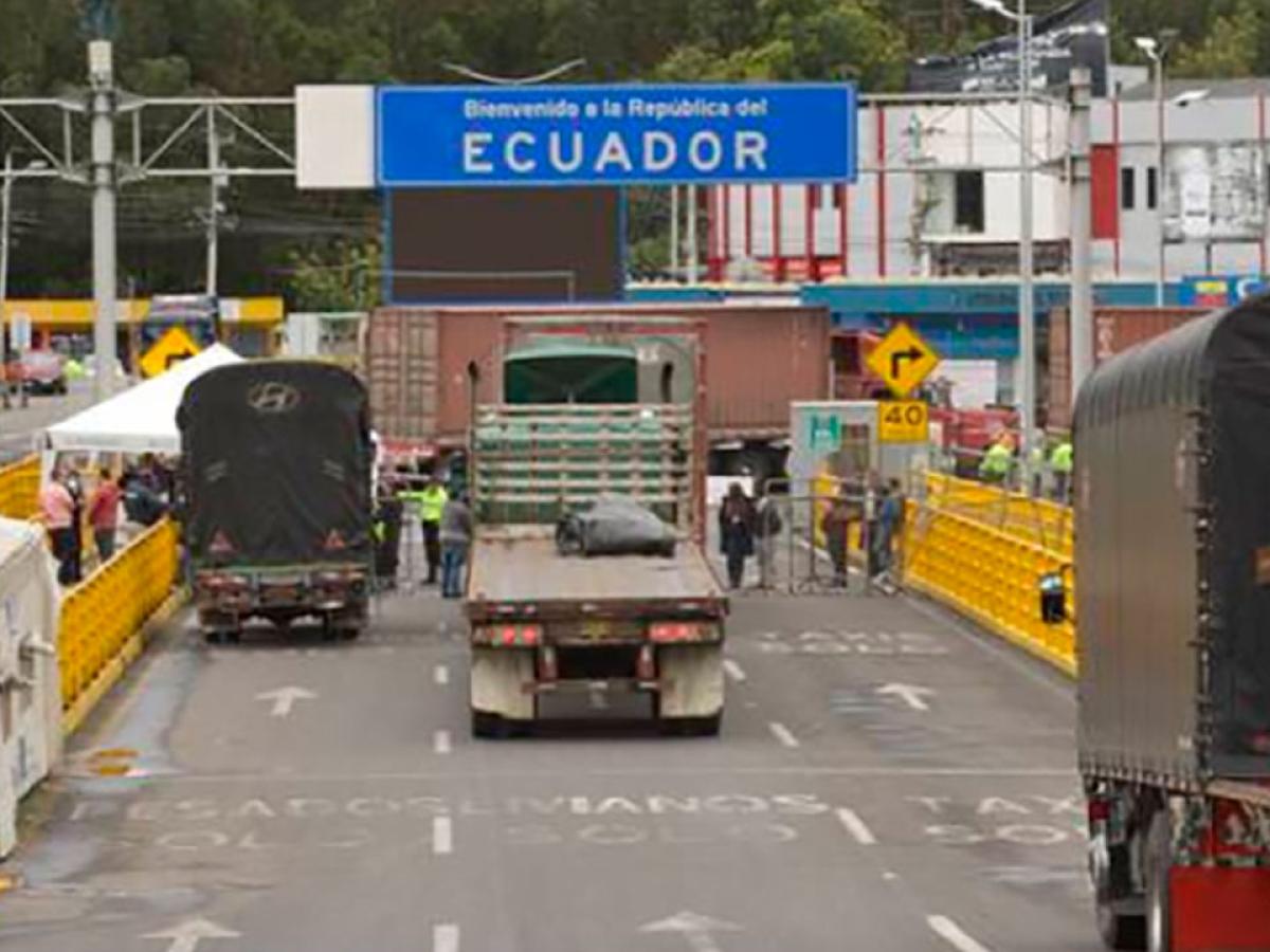 Colombia sube al 50% aranceles a productos de Ecuador