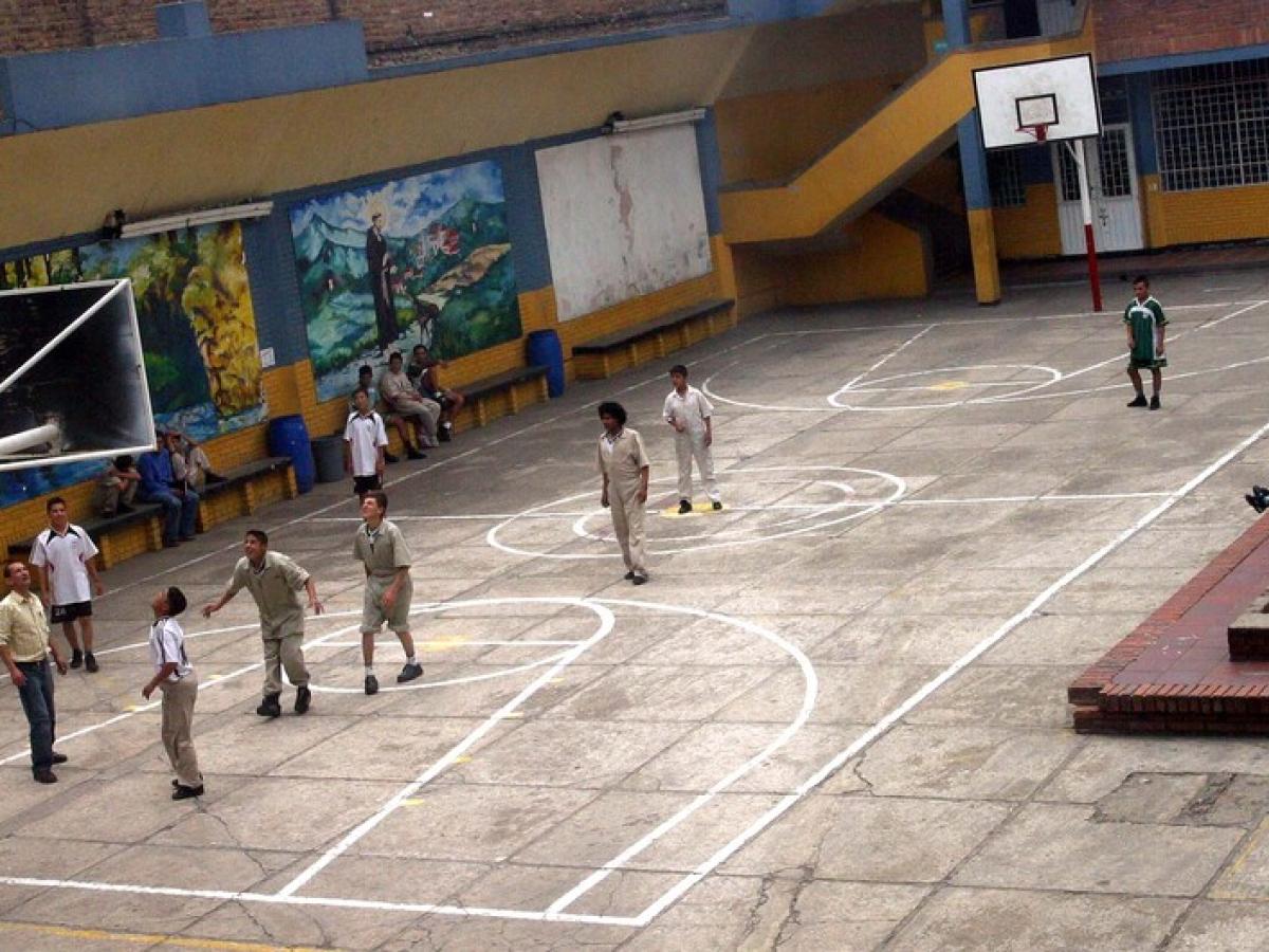 Justicia juvenil en Colombia: errores derechos de adolescentes