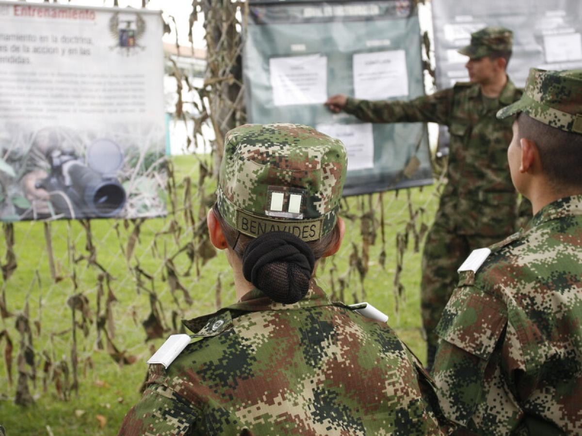 Servicio militar mujeres: Ejército incorporará a 5 mil de ellas en 2023