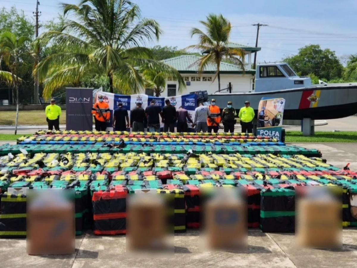  Armada Nacional advirtió que continúa el masivo contrabando por el Golfo de Urabá