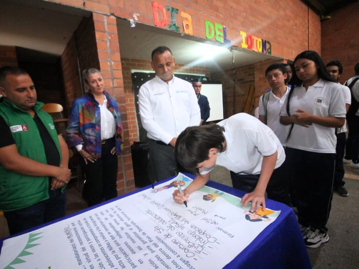 ¡En el Eje Cafetero firmaron el pacto por la niñez!