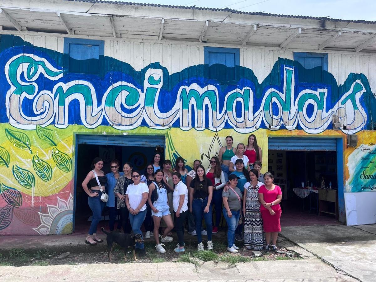 Eco Heliconias: transformación de basuras