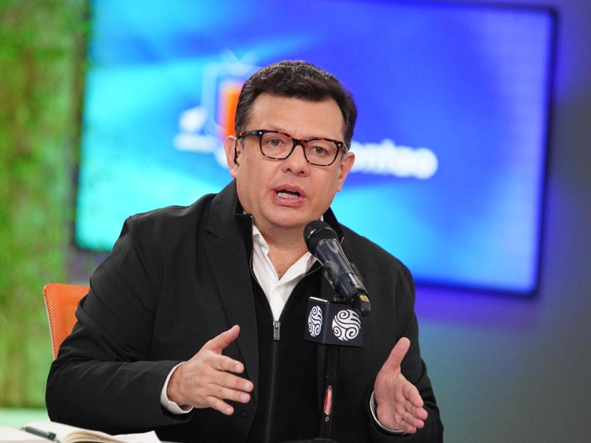 amenaza contra sandra chindoy: Hollman Morris alerta sobre seguridad periodista rtvc