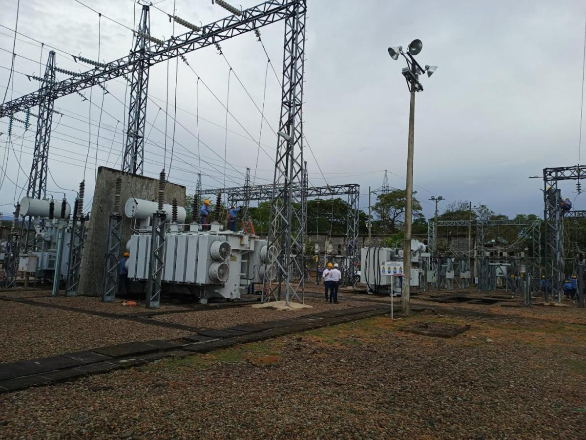 Vendaval dejó a seis municipios del Huila sin energía