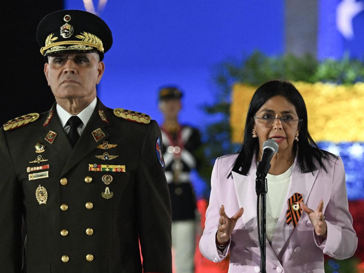 Destituido Vladimir Padrino ministro de defensa de Venezuela 