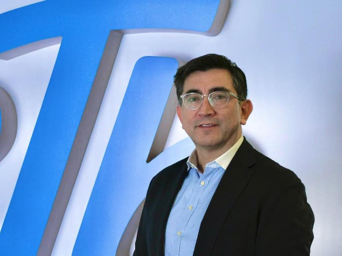 Presidente de ETB criticado por analogía  madres solteras