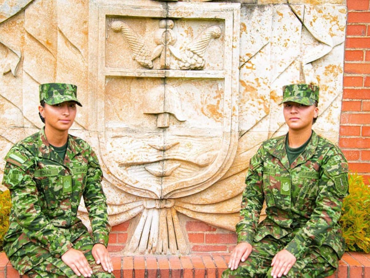 Dos voces, un mismo honor