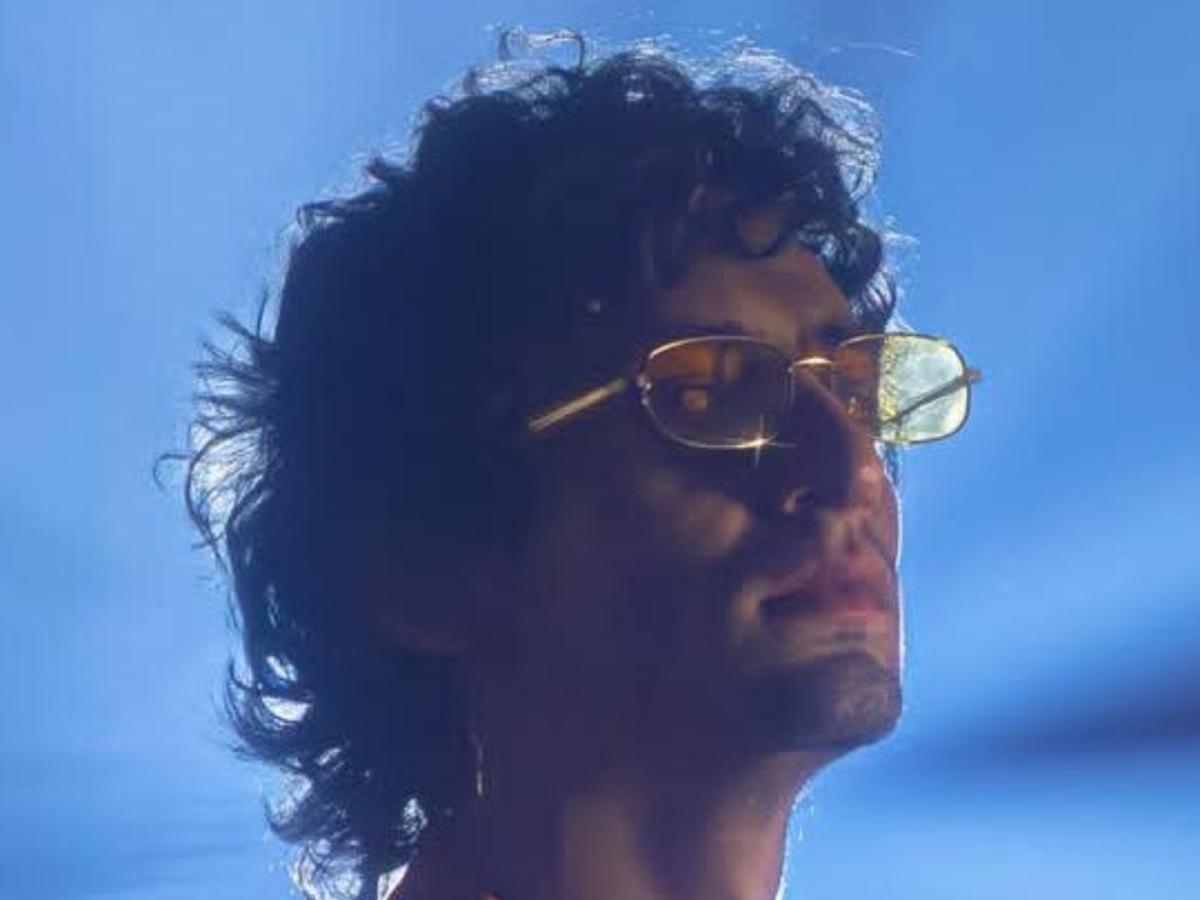 Duplat, el artista bogotano que mezcla piano clásico y pop en su música