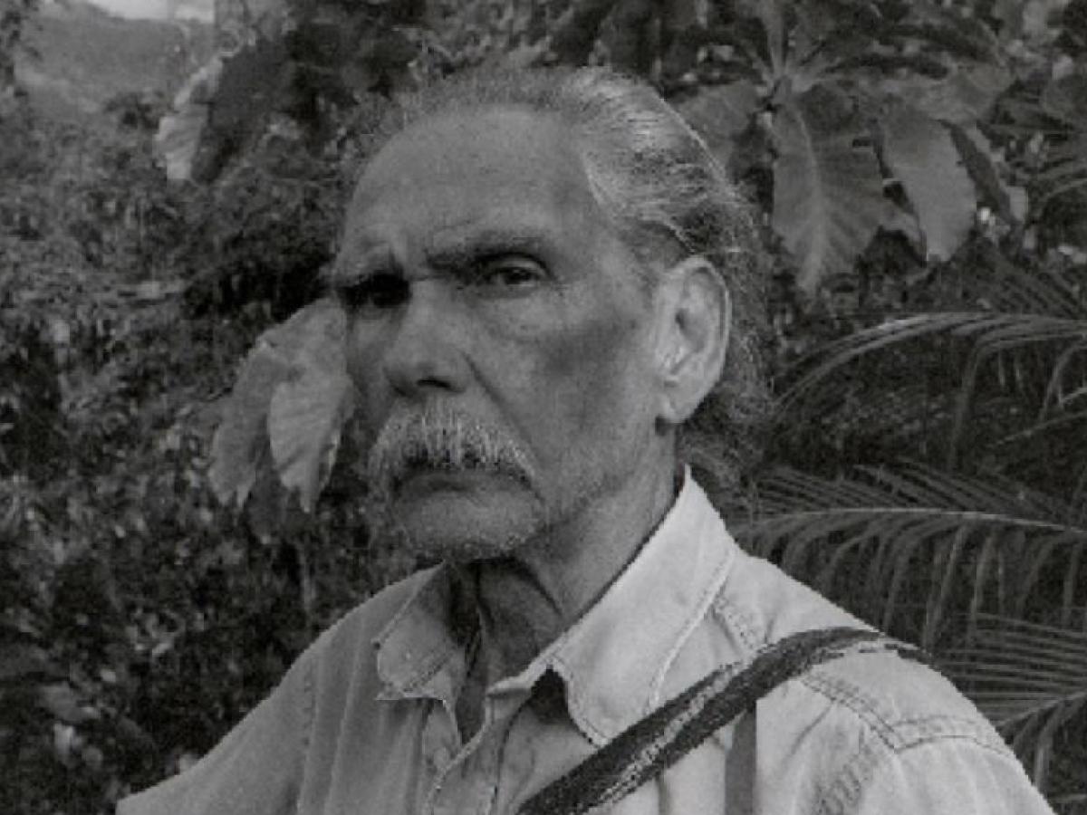 Murió Eduardo Escobar, murió el poeta