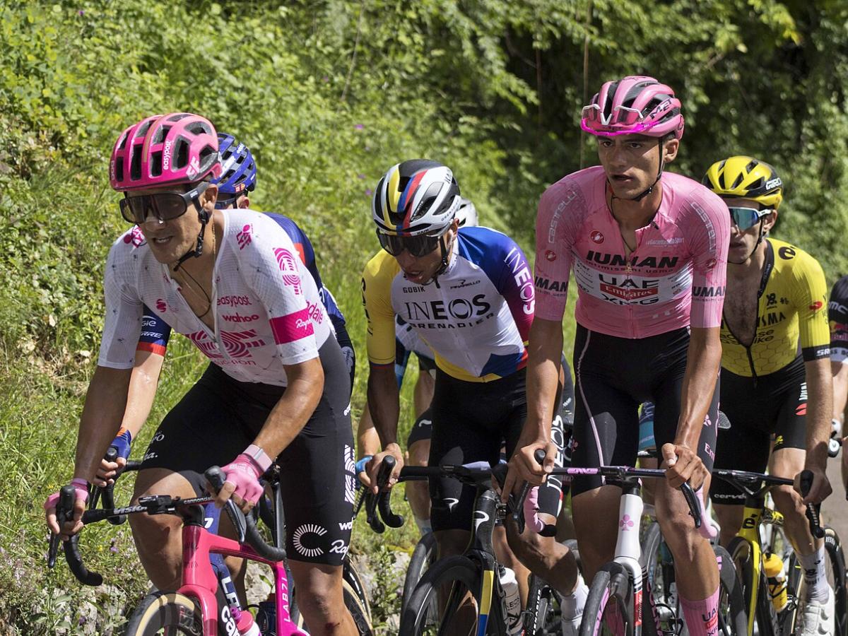 Egan Bernal es cuarto en el Giro de Italia 2026 tras la primera jornada de descanso