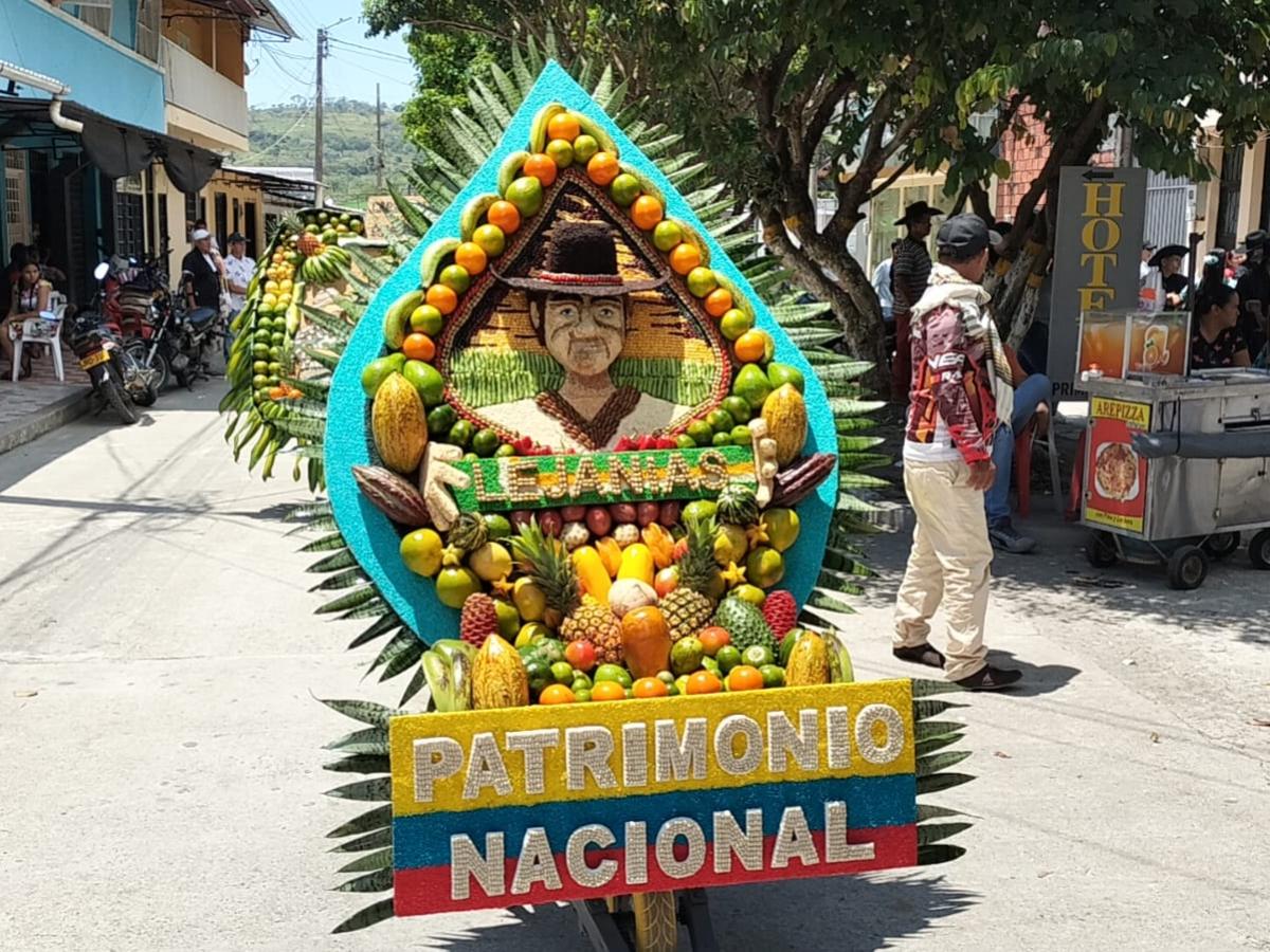 La declaratoria reconoce una tradición campesina que nació en 2008 y reúne a cientos de familias productoras. El festival frutícola impulsa el turismo y la identidad cultural en el Meta.