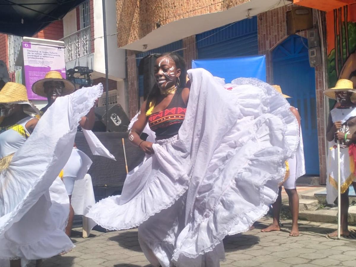 El arte que transforma a Tumaco y le arrebata jóvenes a la guerra