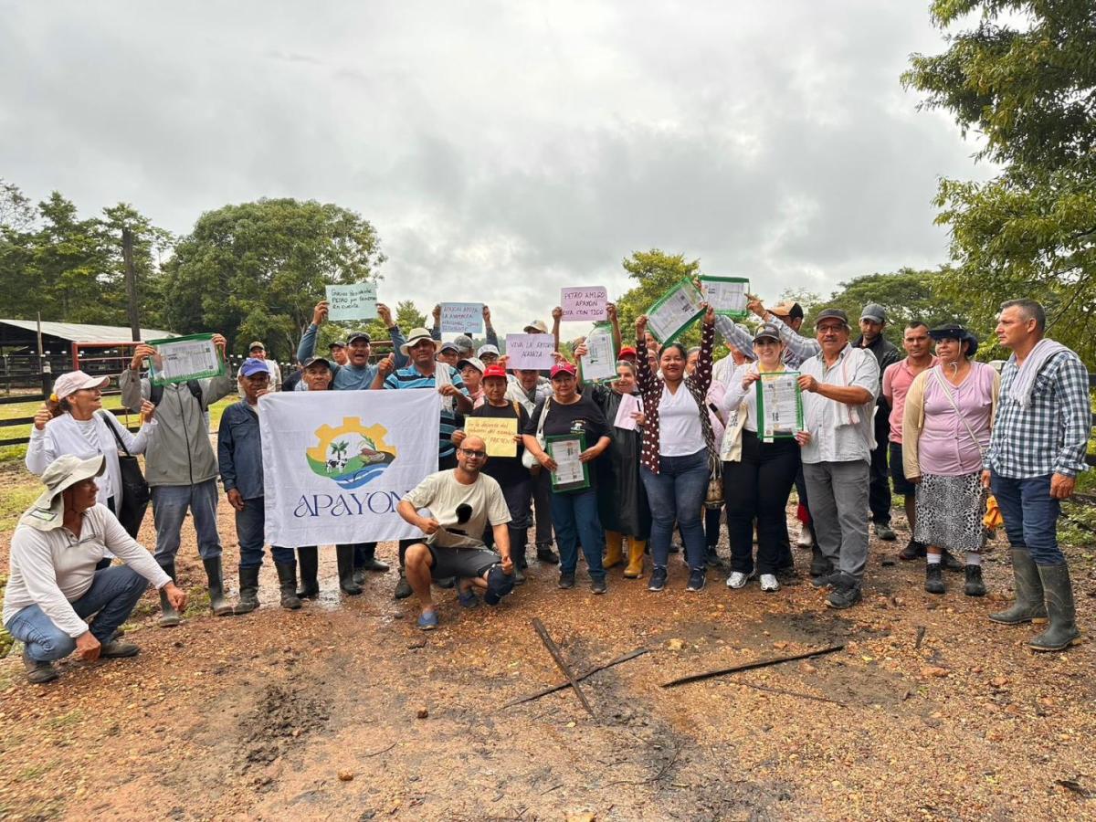 Entrega de tierras en Antioquia: Entrega de tierras