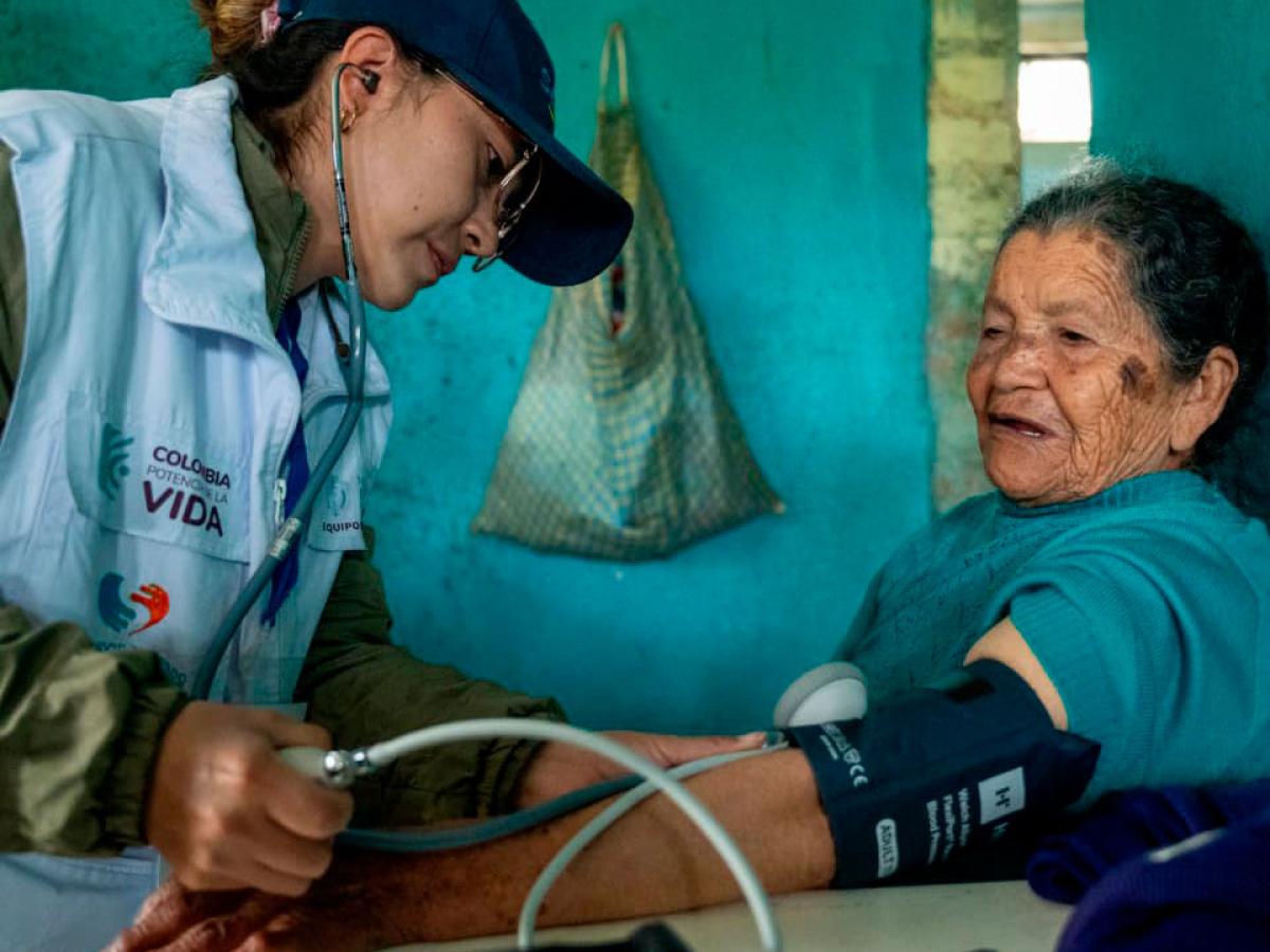 Equipos Básicos de Salud llegan a 8 millones de hogares